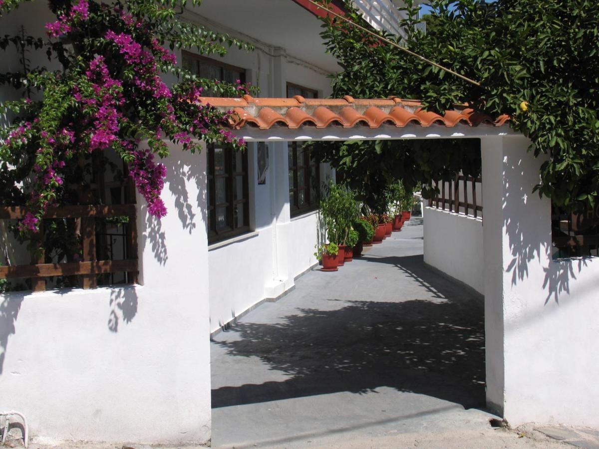 Julieta'S House Hotel Patitírion Exterior foto